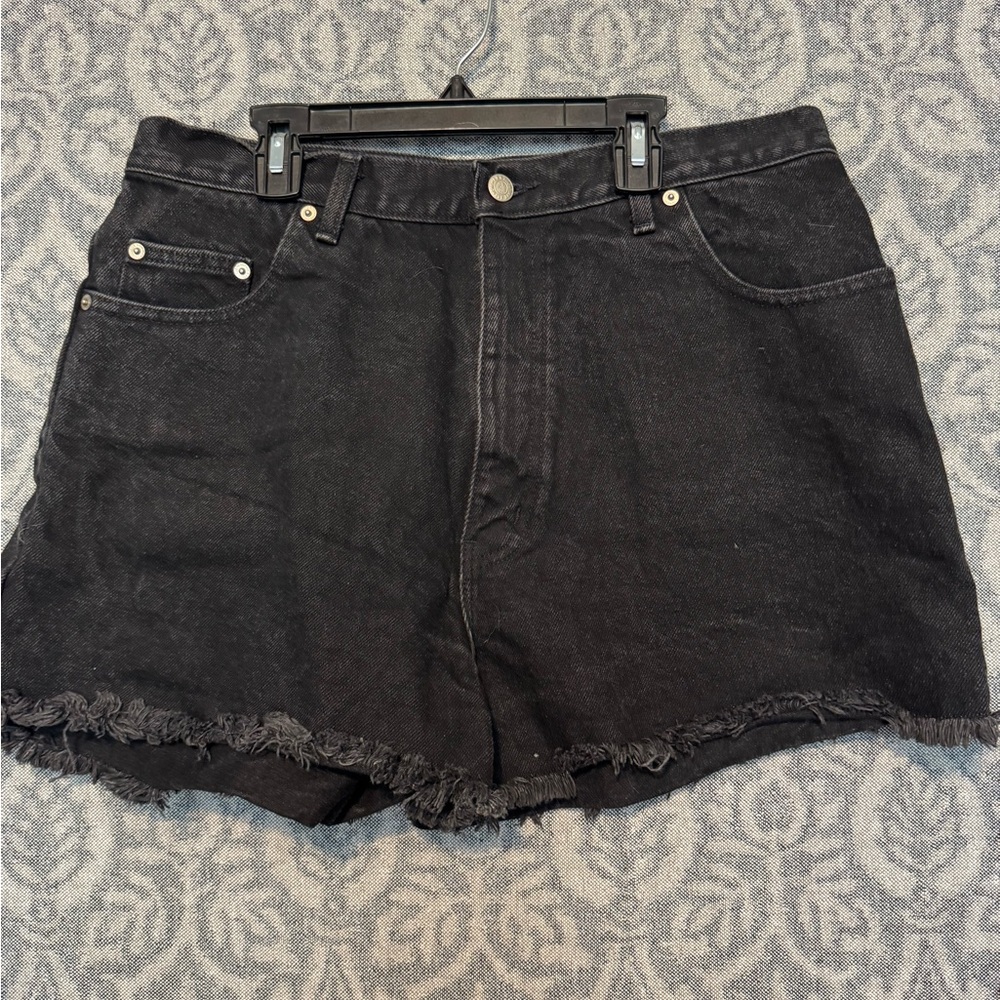 Abercrombie & Fitch: Their Curve Love High Rise Mom Short 
Size 14